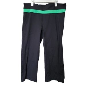 Kirkland Signature Cropped Leggings Size Large